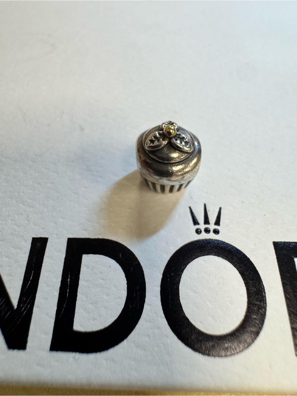 Pandora retired cupcake charm